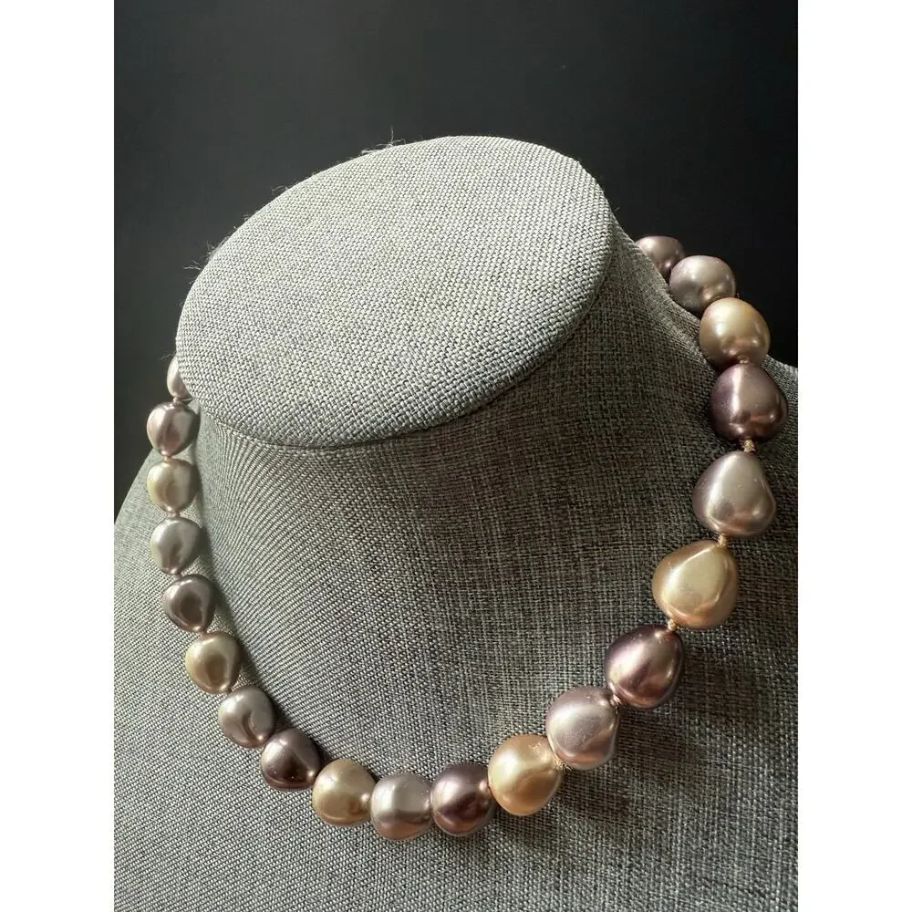 Vintage Chunky Faux Pearl Bead Choker Collar Necklace Beige 19” Cocktail Wedding